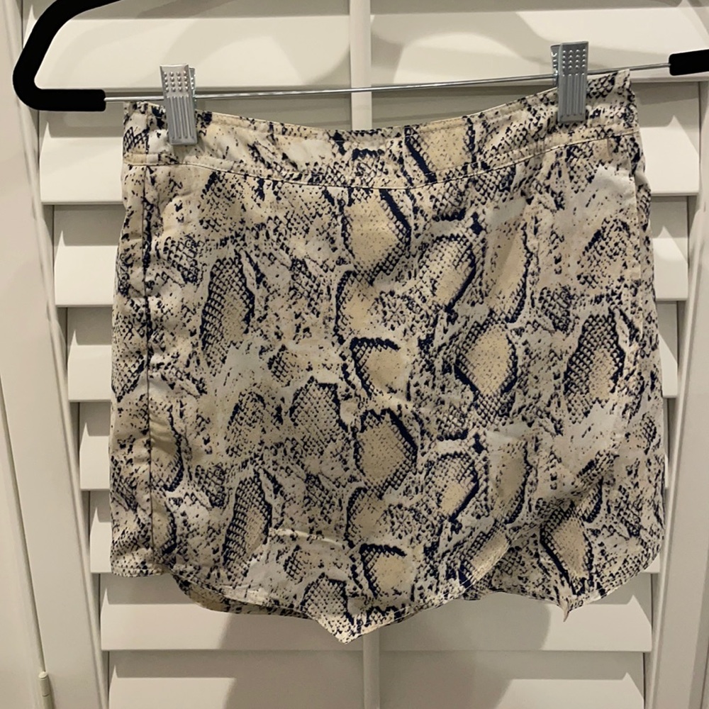 Snake skin skort